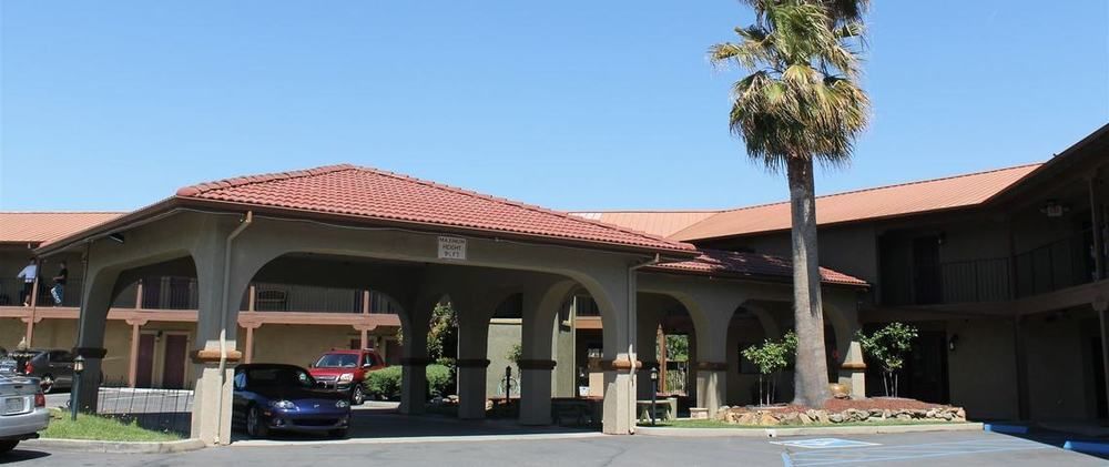 Shenandoah Inn, Major Credit Cards Required For Check In Plymouth Εξωτερικό φωτογραφία